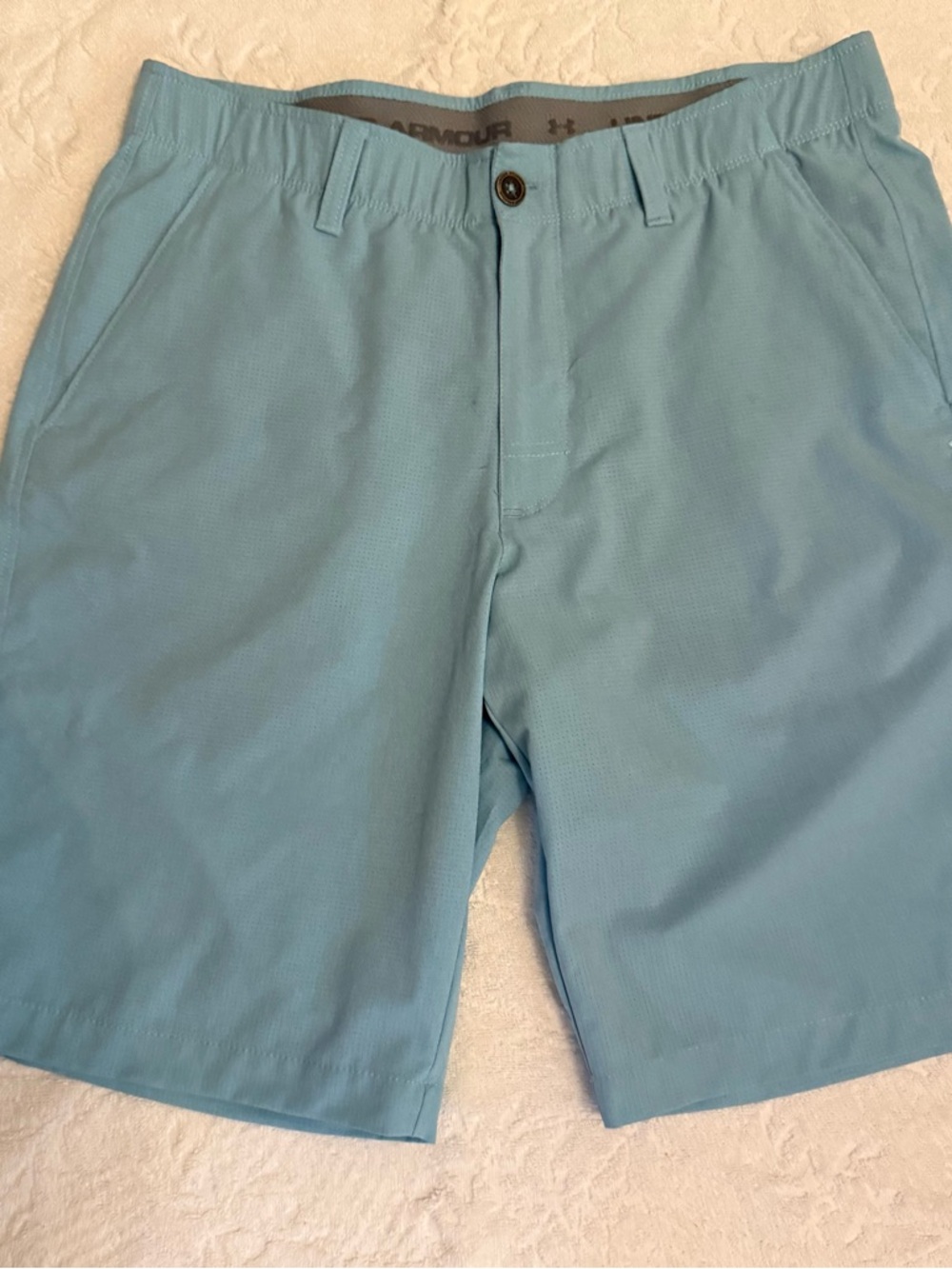 Under Armour Men’s Sky Blue Athletic Shorts
